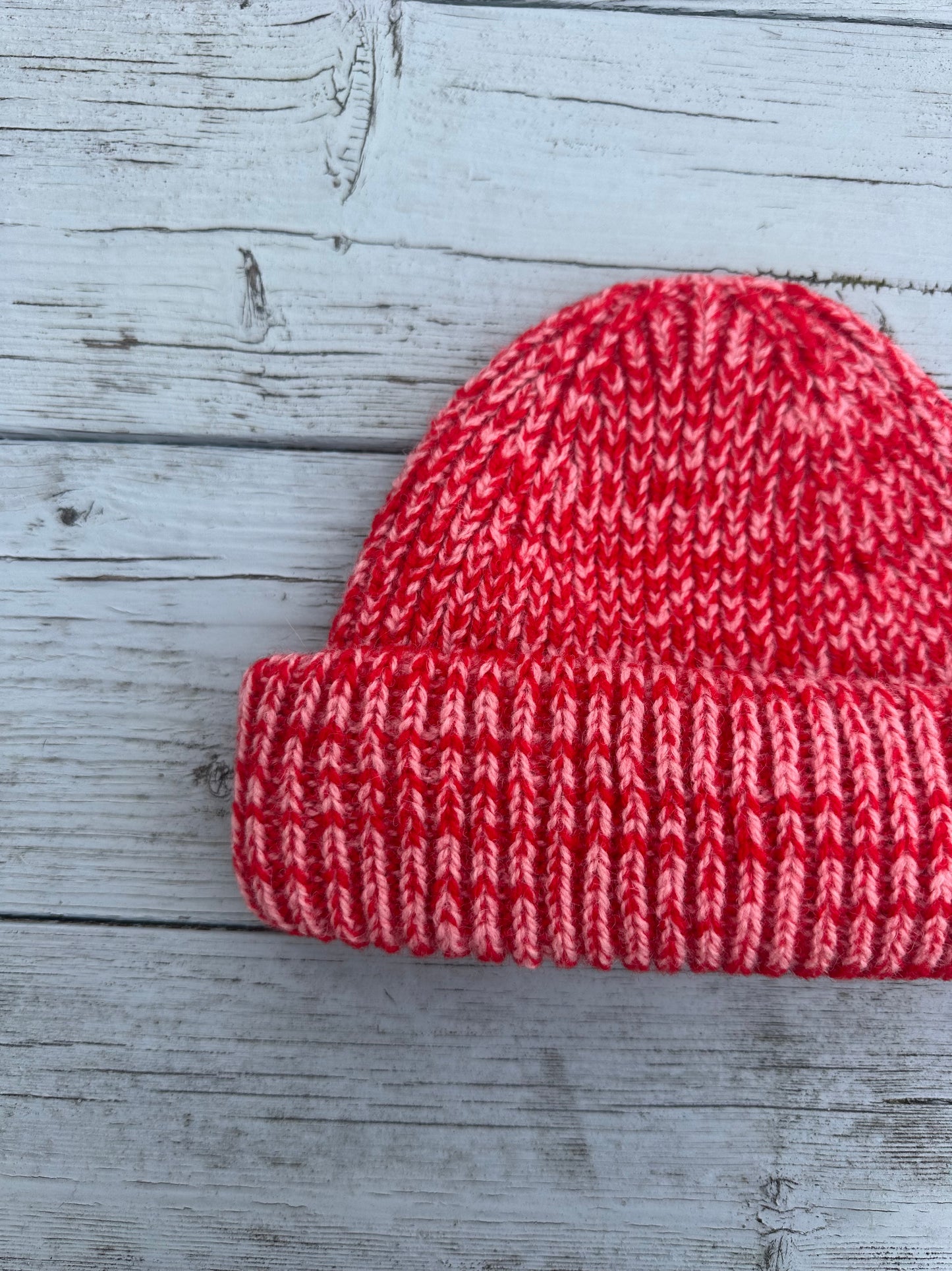 Wooly Marl Beanie Red & Blush